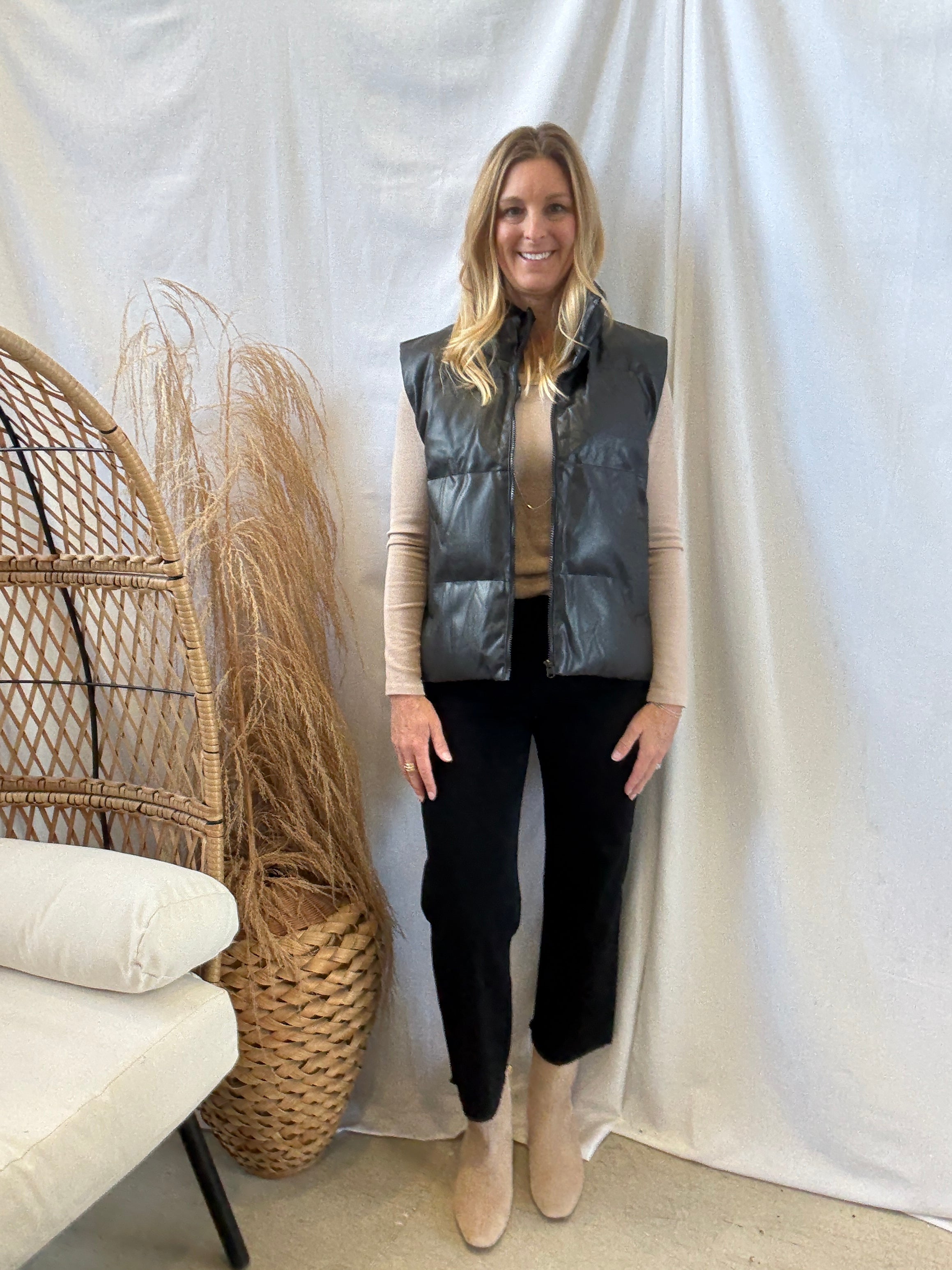 Mica Black Beauty Wide Leg Jeans