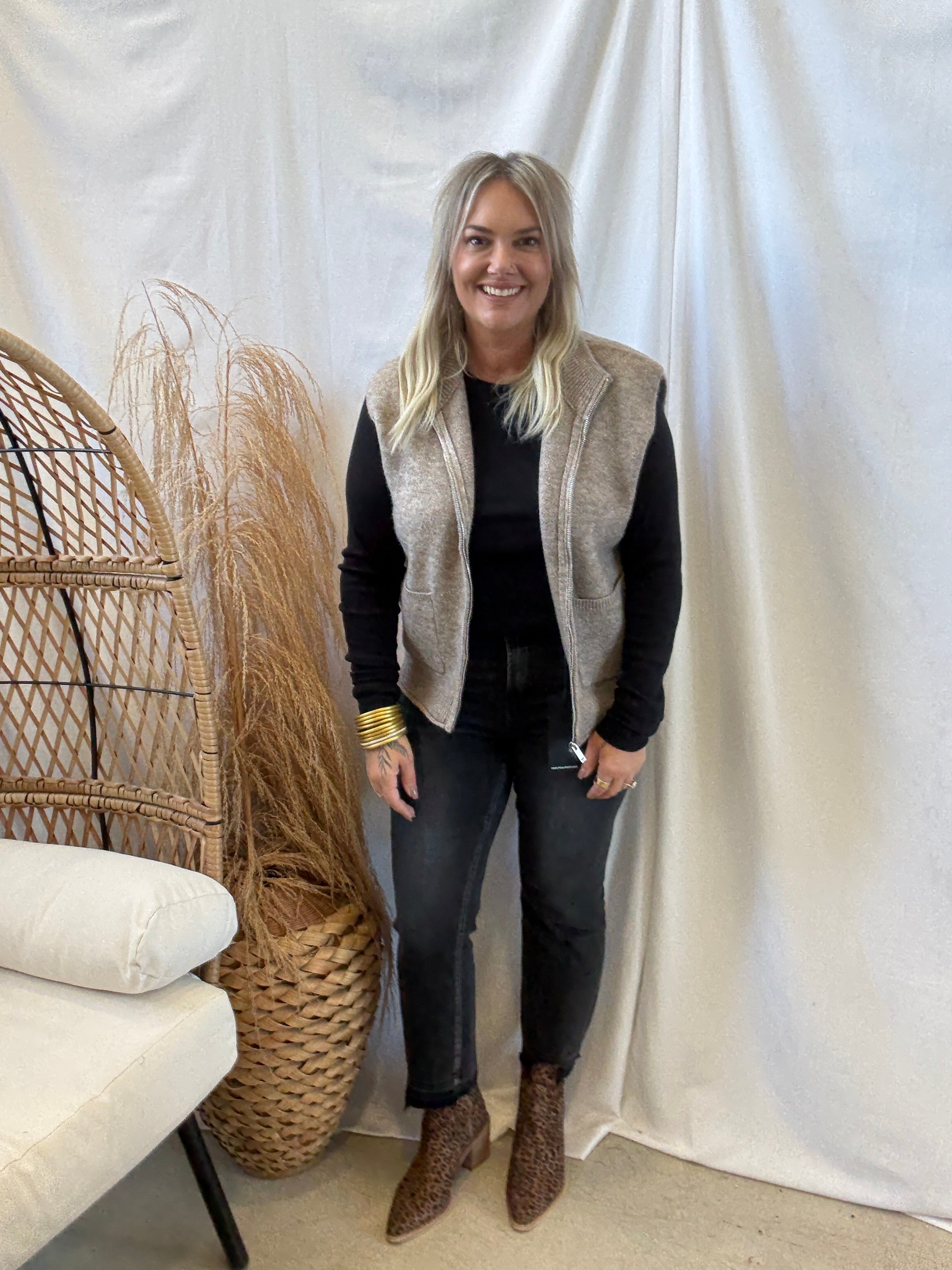 Mica Cyser Black Wash Jeans